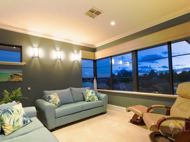 6 Blancoa Lane, Stirling WA 6021