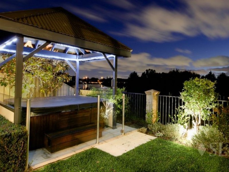 6 Blancoa Lane, Stirling WA 6021