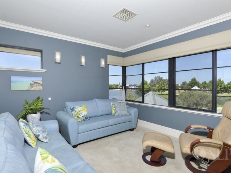 6 Blancoa Lane, Stirling WA 6021