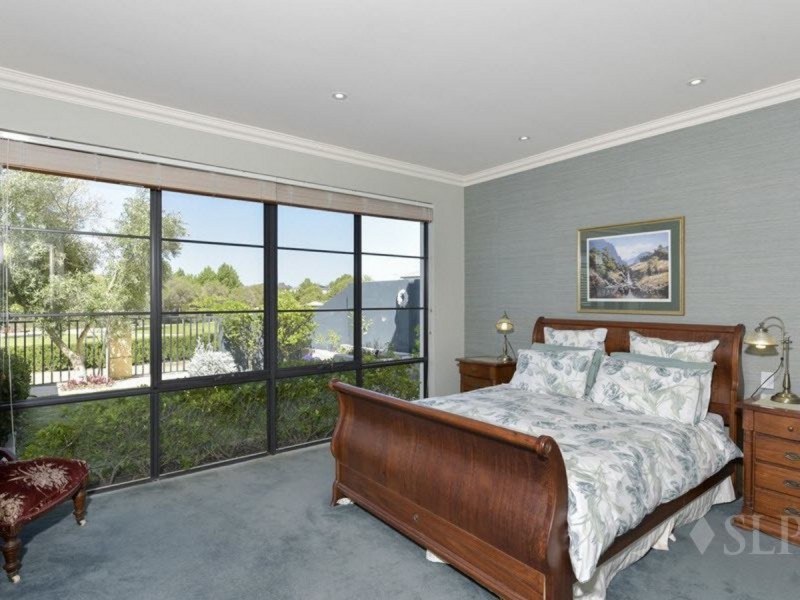 6 Blancoa Lane, Stirling WA 6021