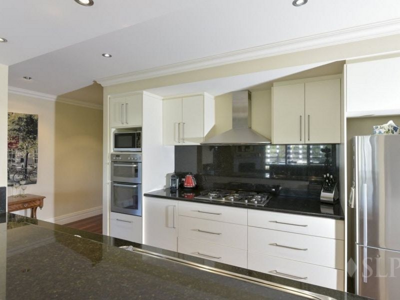 6 Blancoa Lane, Stirling WA 6021