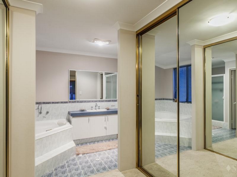 3 Whiteman Crescent, Bertram WA 6167