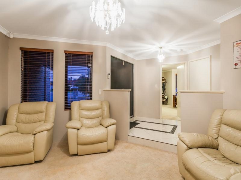 3 Whiteman Crescent, Bertram WA 6167