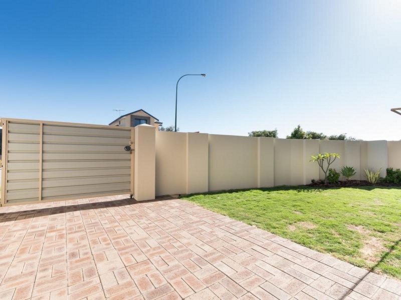 50 Martindale Avenue, Madeley WA 6065