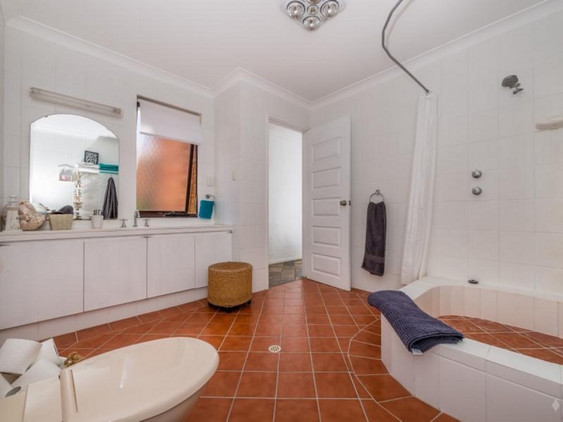 12 View Terrace, Quinns Rocks WA 6030