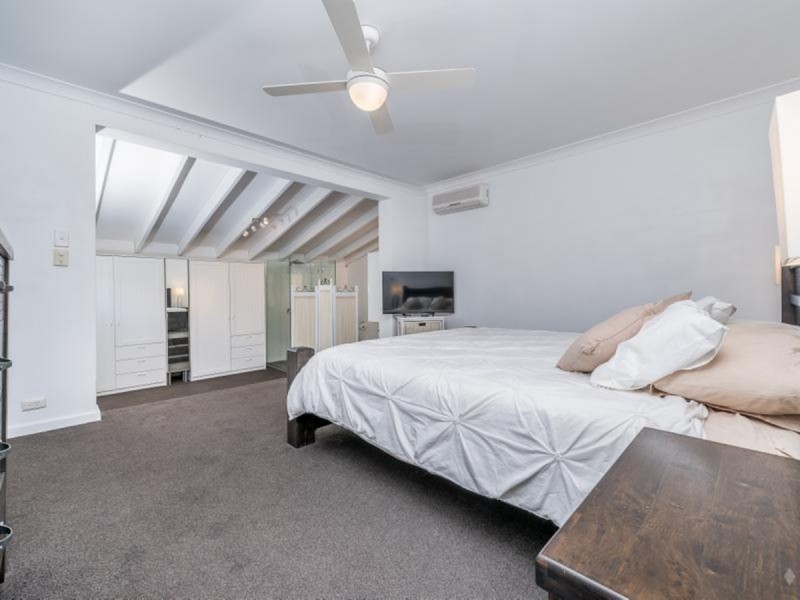 12 View Terrace, Quinns Rocks WA 6030