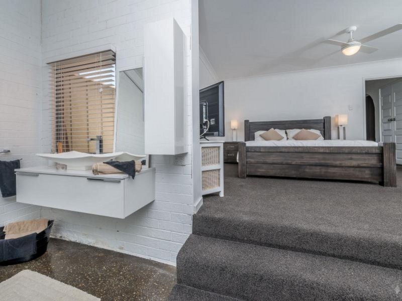 12 View Terrace, Quinns Rocks WA 6030