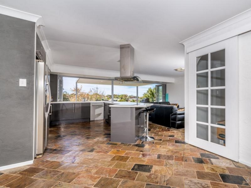 12 View Terrace, Quinns Rocks WA 6030