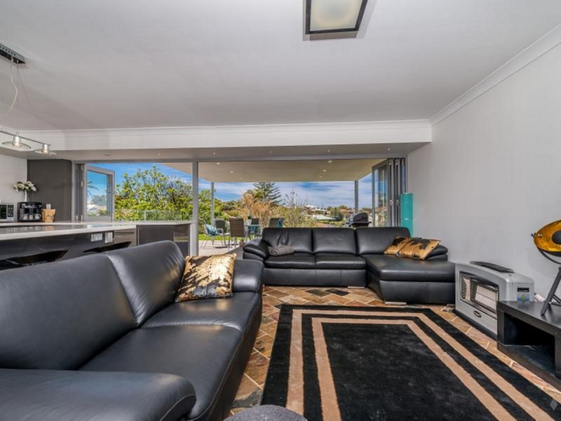 12 View Terrace, Quinns Rocks WA 6030