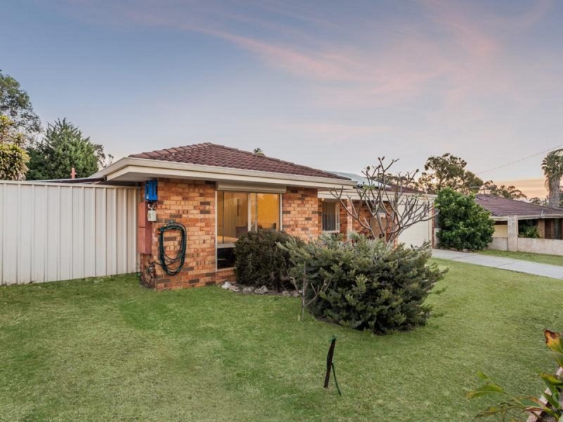 12 Darkins Retreat, Parmelia WA 6167