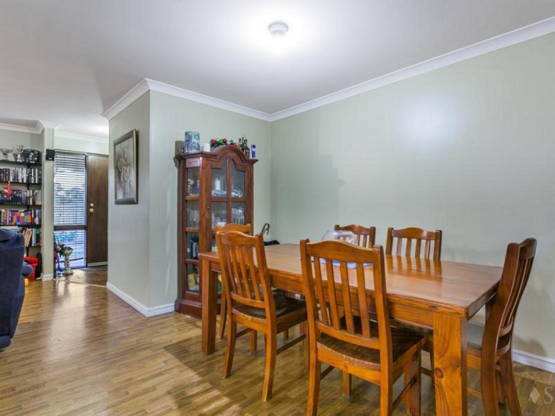 12 Darkins Retreat, Parmelia WA 6167