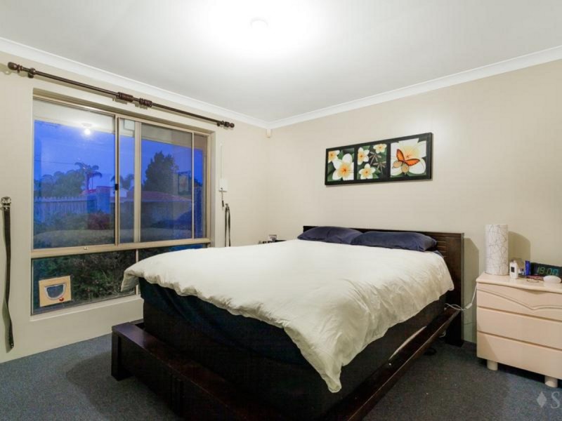 12 Darkins Retreat, Parmelia WA 6167