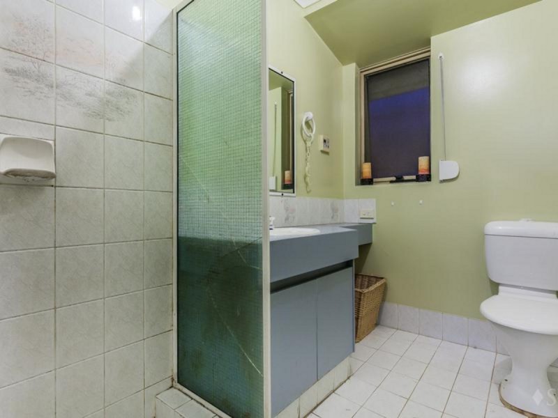 12 Darkins Retreat, Parmelia WA 6167