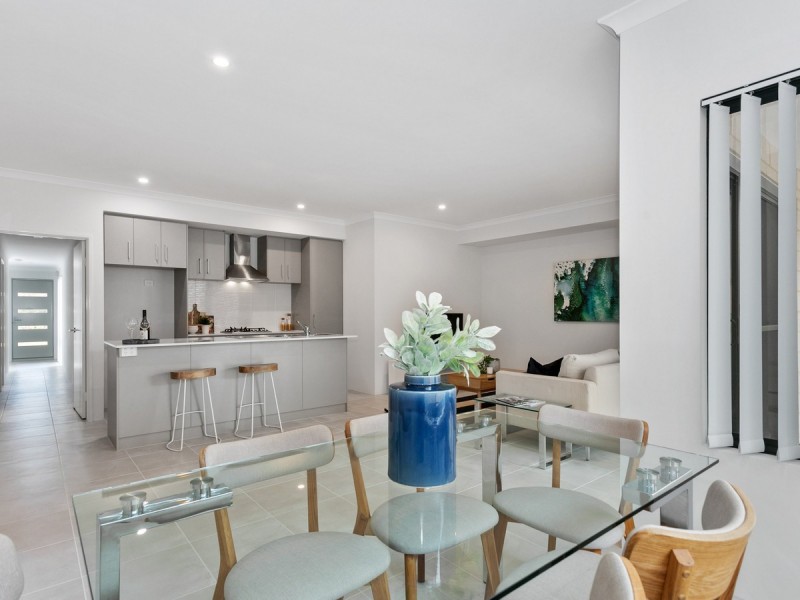 67 Grand Paradiso Parade, Merriwa WA 6030