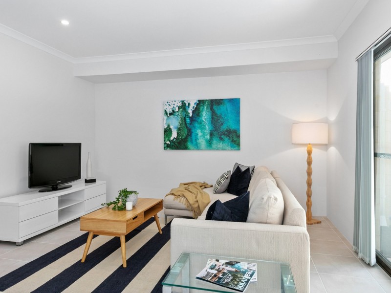 67 Grand Paradiso Parade, Merriwa WA 6030