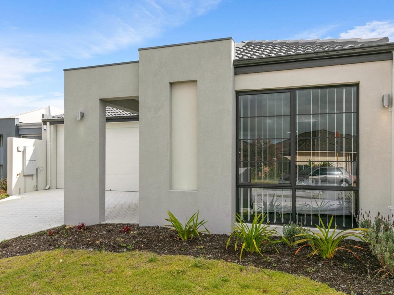 67 Grand Paradiso Parade, Merriwa WA 6030