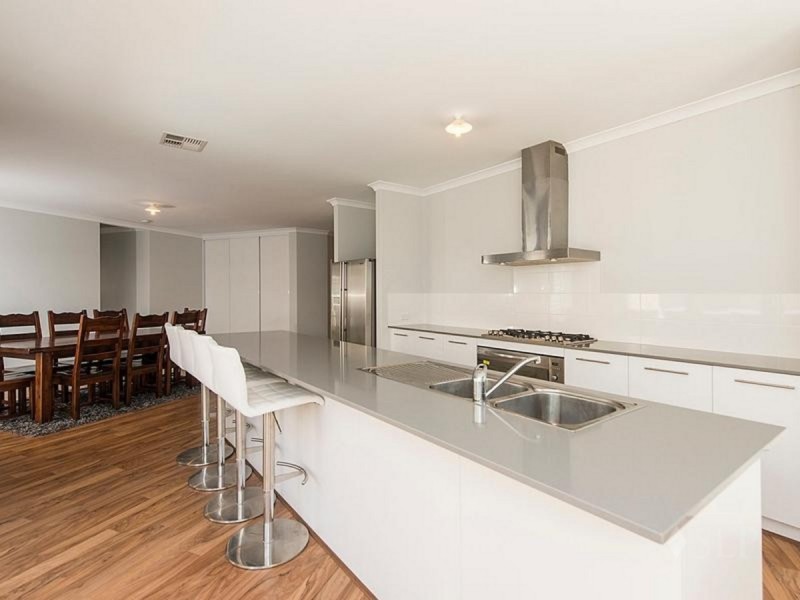 2 Gypsum  Avenue, Harrisdale WA 6112