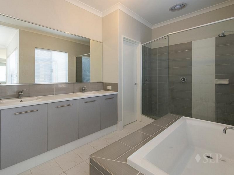 2 Gypsum  Avenue, Harrisdale WA 6112