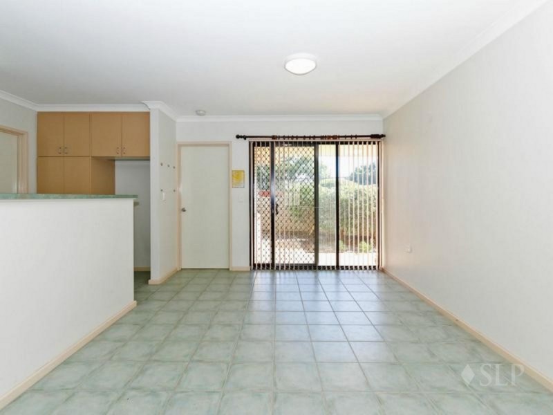 12/2 Camberwell  Road, Balga WA 6061