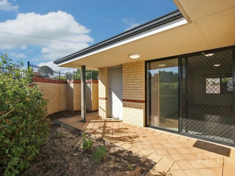 12/2 Camberwell  Road, Balga WA 6061
