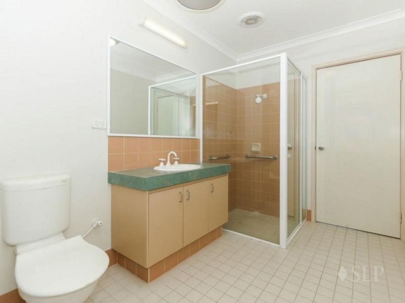 12/2 Camberwell  Road, Balga WA 6061