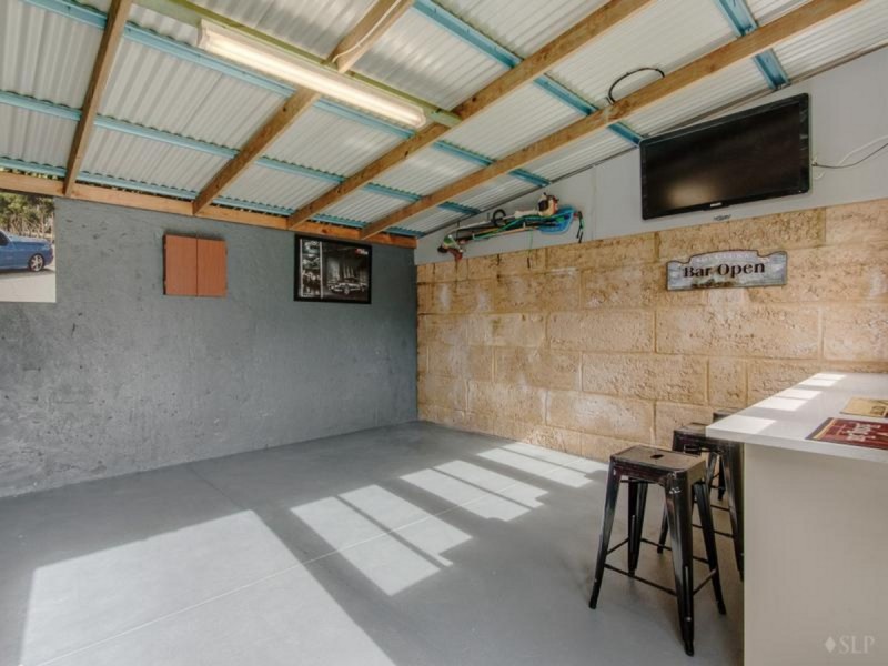 583 Safety Bay  Road, Waikiki WA 6169