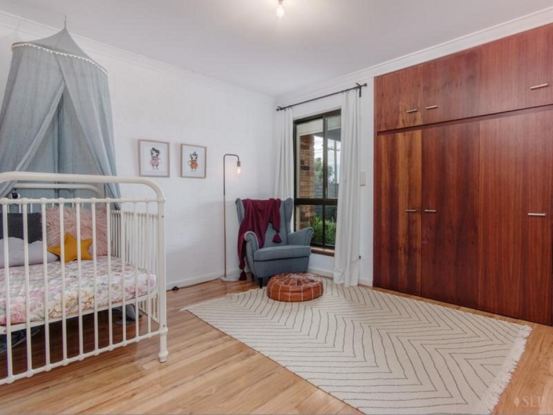 583 Safety Bay  Road, Waikiki WA 6169