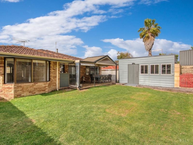 583 Safety Bay  Road, Waikiki WA 6169