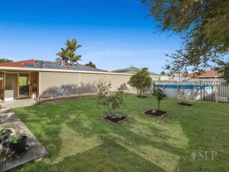 6 Reveley Close, Seville Grove WA 6112