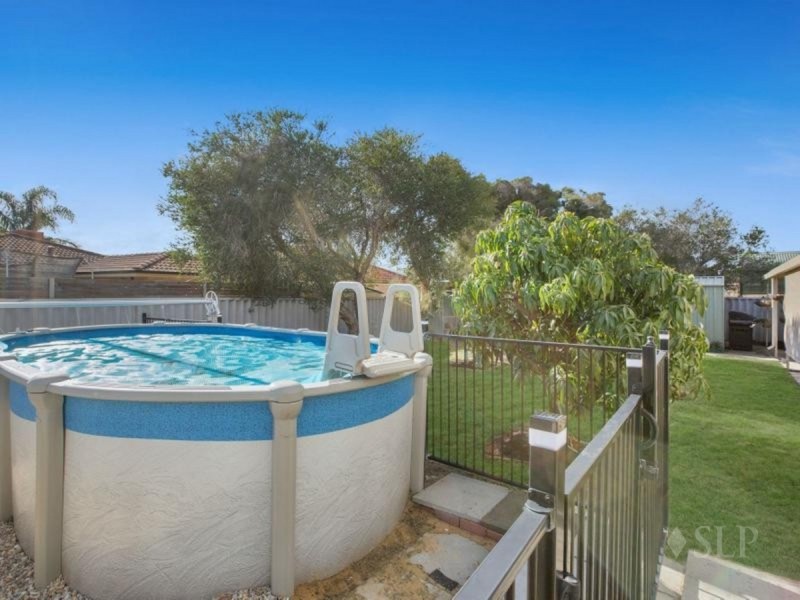 6 Reveley Close, Seville Grove WA 6112