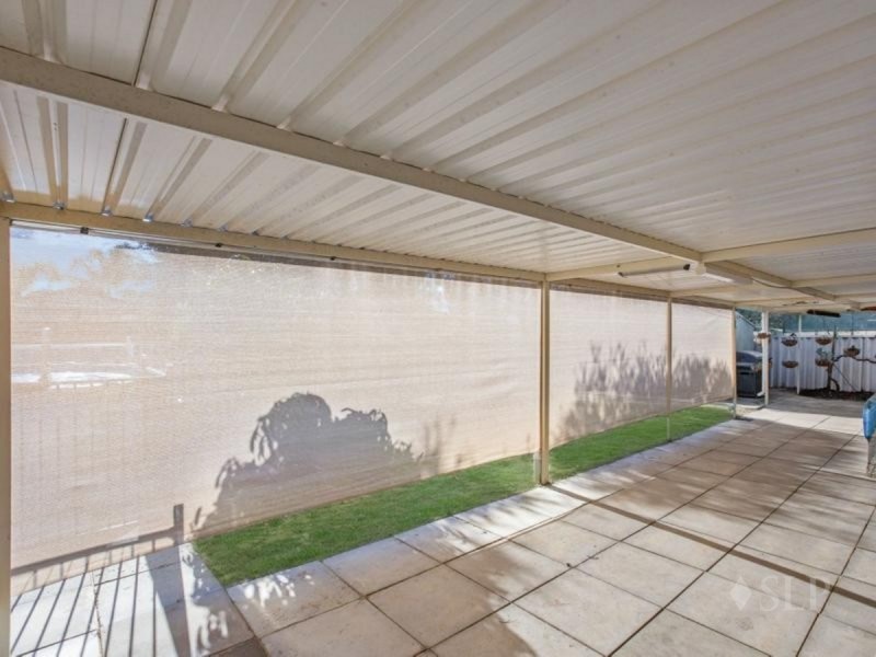 6 Reveley Close, Seville Grove WA 6112