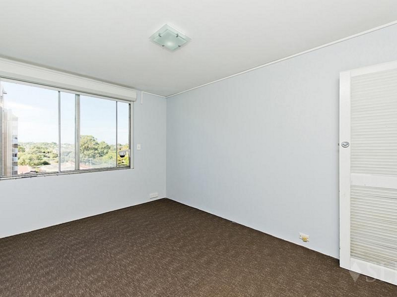 38/40 Pollard Street, Glendalough WA 6016