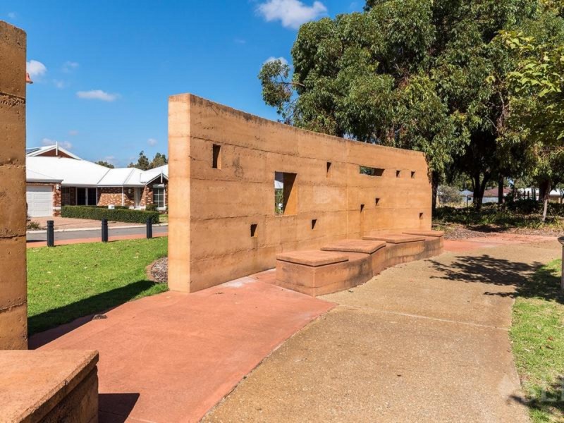 8 Ghost Gum Gardens, Baldivis WA 6171