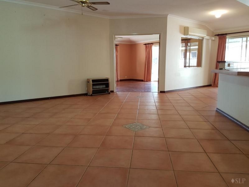 14 St Ives Drive, Yanchep WA 6035