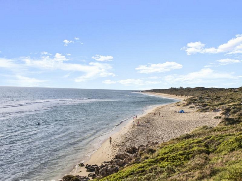 14 St Ives Drive, Yanchep WA 6035