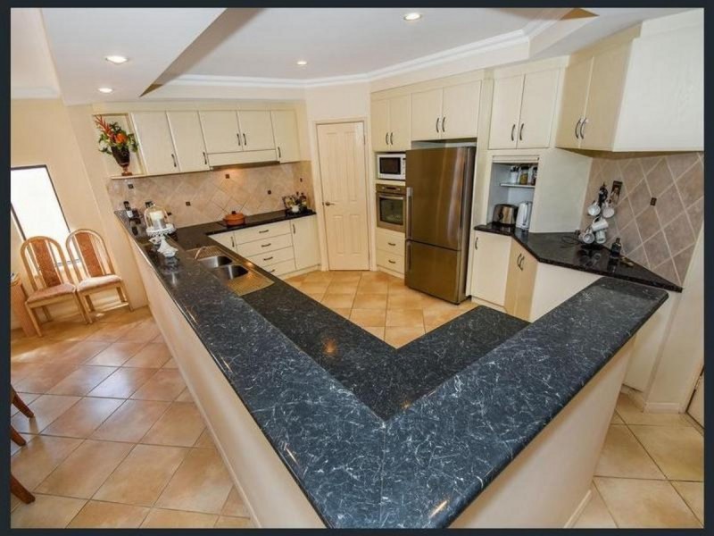 8 Leclair Terrace, Stirling WA 6021