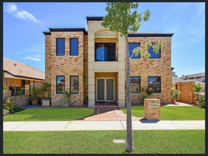 8 Leclair Terrace, Stirling WA 6021