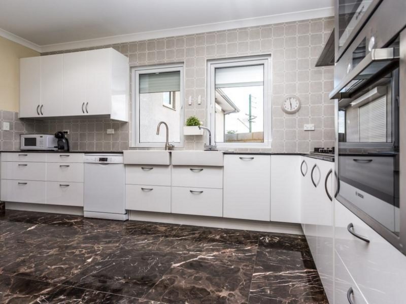 11A Riley Road, Riverton WA 6148