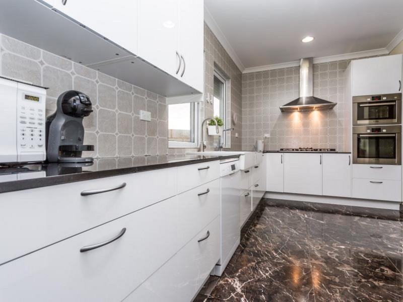11A Riley Road, Riverton WA 6148