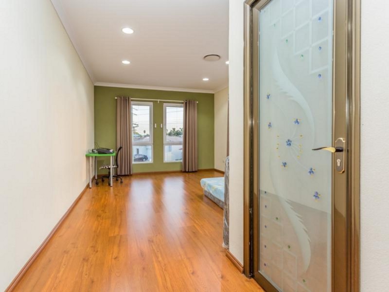 11A Riley Road, Riverton WA 6148