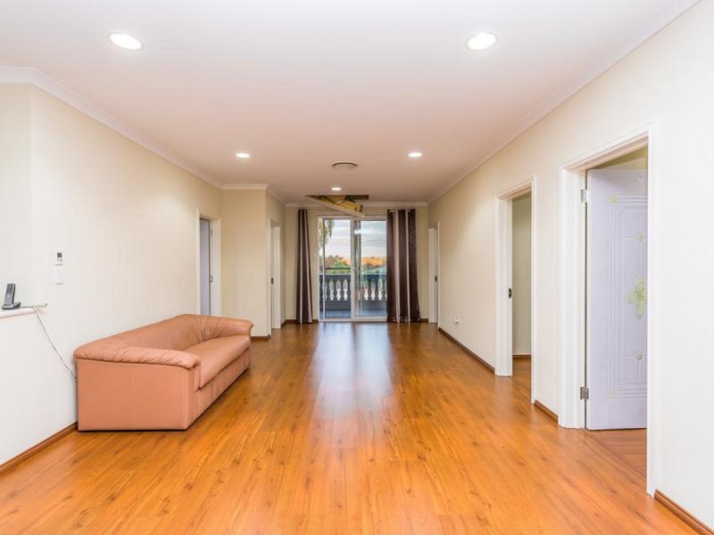 11A Riley Road, Riverton WA 6148
