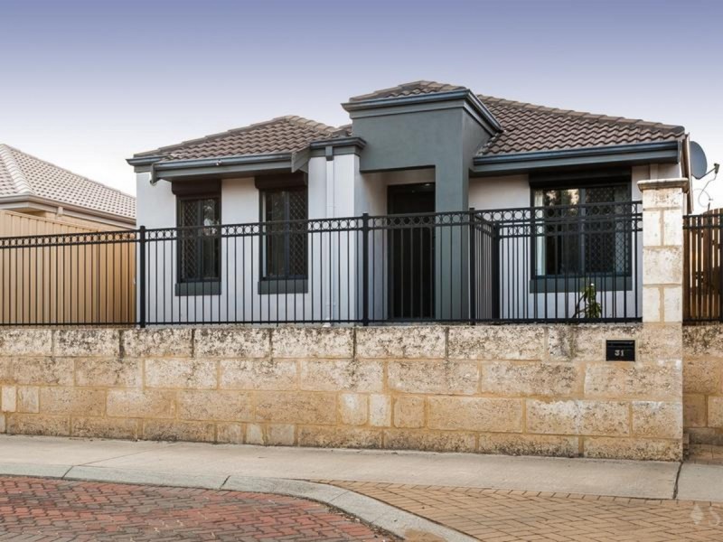 31 Millbrook Avenue, Bertram WA 6167