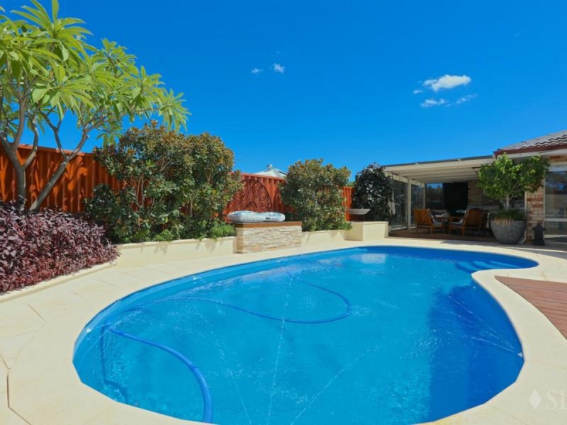 34 Warrener Gardens, Gwelup WA 6018