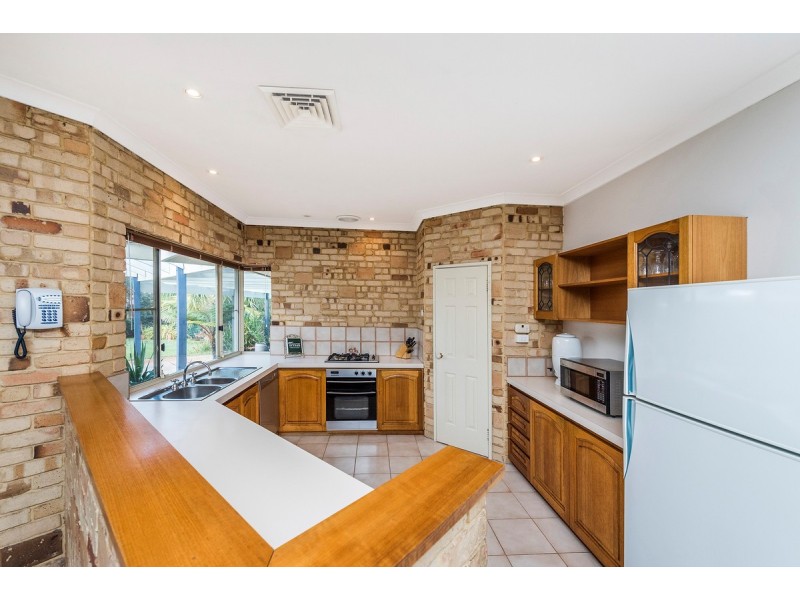 84 Cardinal Drive, The Vines WA 6069