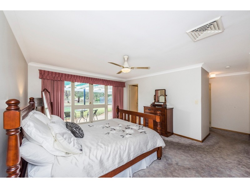 84 Cardinal Drive, The Vines WA 6069