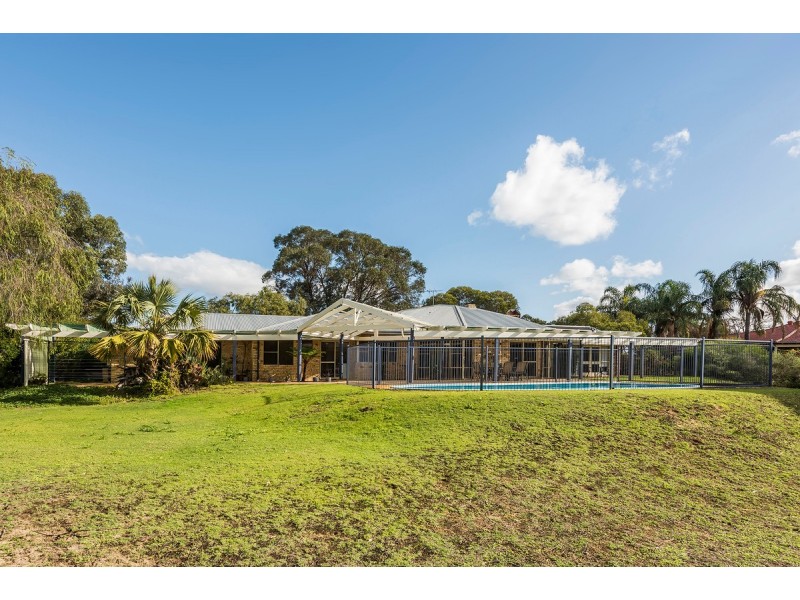 84 Cardinal Drive, The Vines WA 6069