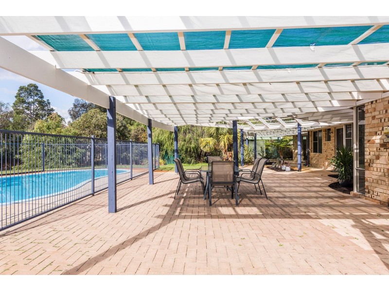 84 Cardinal Drive, The Vines WA 6069