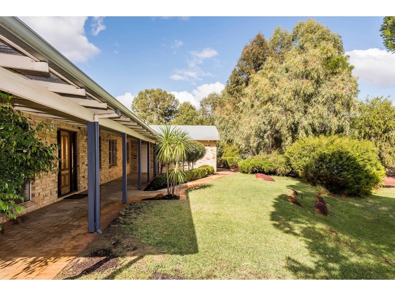 84 Cardinal Drive, The Vines WA 6069