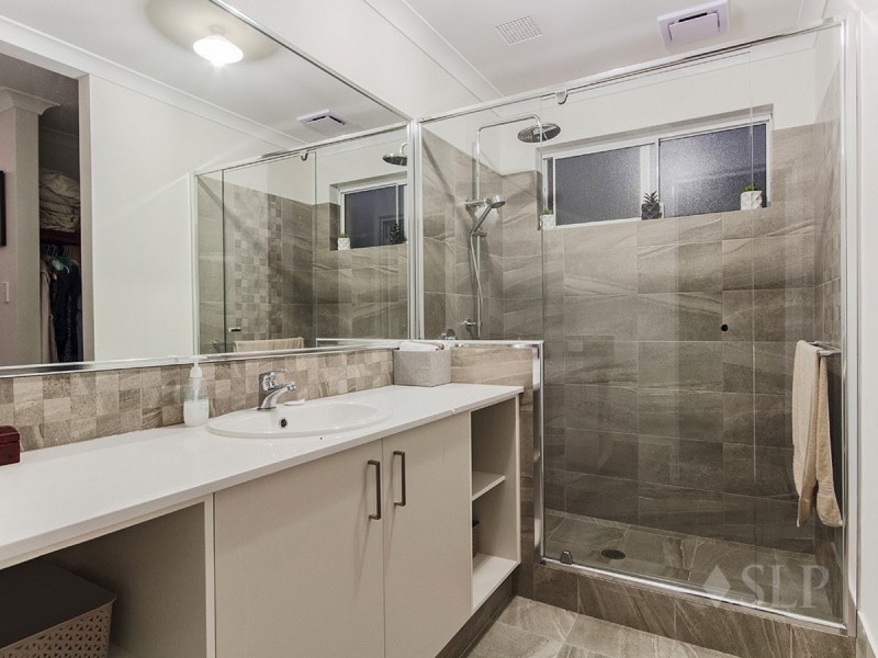 7 Egerton Road, Parmelia WA 6167