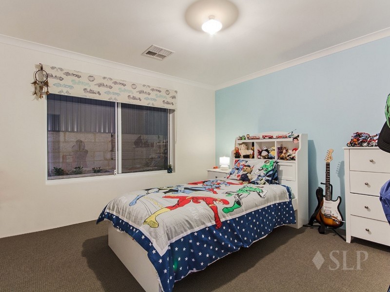 7 Egerton Road, Parmelia WA 6167